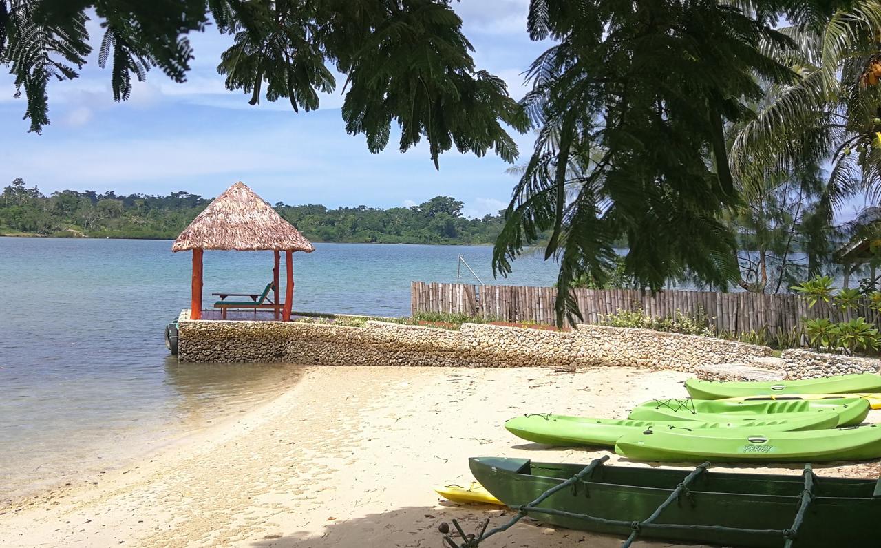 Poppy'S On The Lagoon Port Vila Luaran gambar